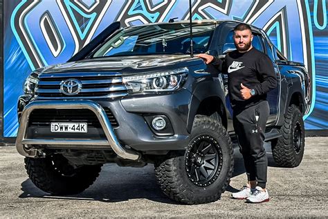 www.ozzytyres.com.au.